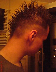 Fryzury Średnie Alternatywne Punk Rock - 424192