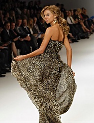 Moda Sukienki - 1090741