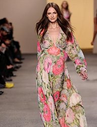 Moda Sukienki - 1082745