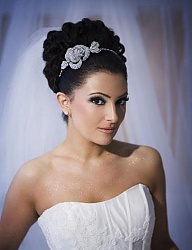 Fryzury Średnie Ślubne - 1003772