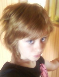 Fryzury Średnie Alternatywne EMO - 48246