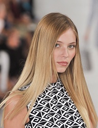 Fryzury Długie Na co dzień Proste Rozpuszczone Blond - 2132126