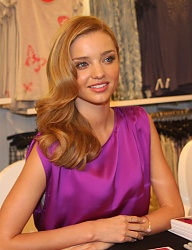 Fryzury Średnie - 1048823