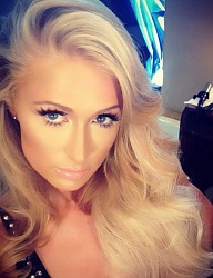 Fryzury Średnie Na co dzień Kręcone Rozpuszczone Blond - 2117069