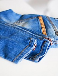 Moda Spodnie Jeansy - 1622879