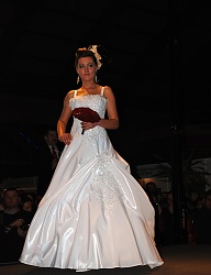 Moda Ślub Suknie ślubne - 985305