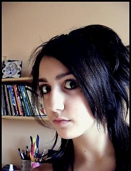 Fryzury Średnie Alternatywne EMO - 258969