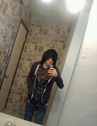 Fryzury Średnie Alternatywne EMO - 998151