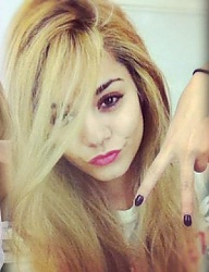 Fryzury Długie Fryzury gwiazd Proste Rozpuszczone Blond - 2134318