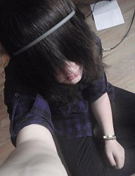 Fryzury Średnie Alternatywne EMO - 426817