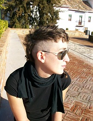 Fryzury Średnie Alternatywne Punk Rock - 502522