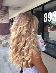 Fryzury Długie Na co dzień Kręcone Rozpuszczone Blond - 3016797