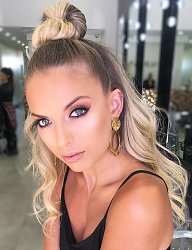 Fryzury Długie Na co dzień Kręcone Upięcie Blond - 3273405