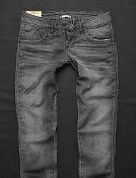 Moda Spodnie Jeansy - 1333588