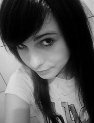 Fryzury Średnie Alternatywne EMO - 305081
