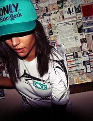 Moda Dodatki Nakrycia głowy - 831059