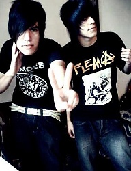 Fryzury Średnie Alternatywne EMO - 708370