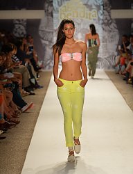 Moda Bielizna Na plażę - 2040867