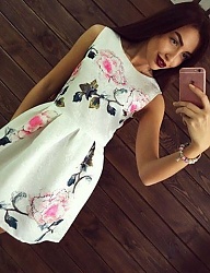 Moda Sukienki Dzienne - 3107932