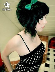 Fryzury Średnie Alternatywne EMO - 215125
