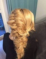 Fryzury Długie Wieczorowe Kręcone Upięcie Blond - 3135743