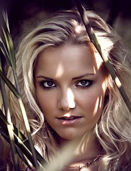 Fryzury Średnie Na co dzień Kręcone Rozpuszczone Blond - 2126650