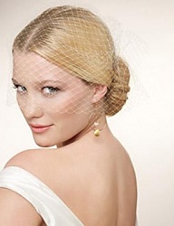Fryzury Średnie Ślubne Proste Upięcie Blond - 1085073