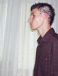 Fryzury Średnie Alternatywne Punk Rock - 34647