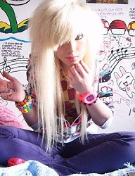 Fryzury Długie Alternatywne EMO Blond - 1400225