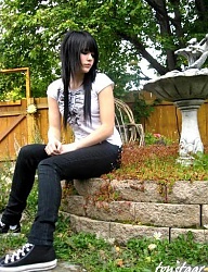 Fryzury Średnie Alternatywne EMO - 418642