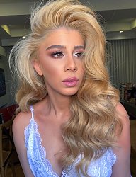 Fryzury Długie Wieczorowe Kręcone Rozpuszczone Blond - 3274246