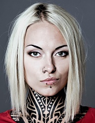 Fryzury Średnie Na co dzień Proste Rozpuszczone Blond - 2161663