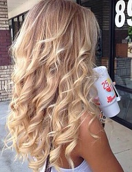 Fryzury Długie Na co dzień Kręcone Rozpuszczone Blond - 3071024