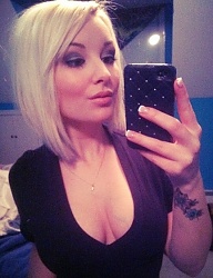 Fryzury Średnie Na co dzień Proste z grzywką Rozpuszczone Blond - 1736098