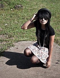 Fryzury Średnie Alternatywne EMO - 764054
