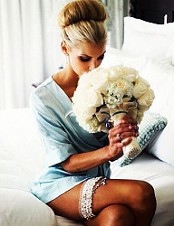 Fryzury Długie Ślubne Proste Upięcie Blond - 2716307