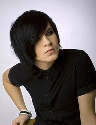 Fryzury Średnie Alternatywne EMO - 397582