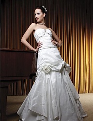 Moda Ślub Suknie ślubne - 575981