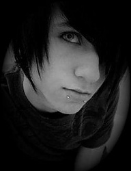 Fryzury Średnie Alternatywne EMO - 184536