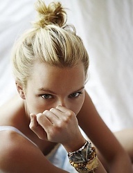Fryzury Średnie Na co dzień Proste Upięcie Blond - 2674494