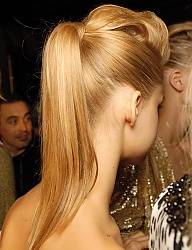 Fryzury Długie Na co dzień Proste Upięcie Blond - 1728803