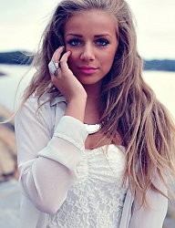 Fryzury Długie Na co dzień Kręcone Rozpuszczone Blond - 2972164