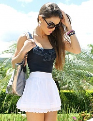 Moda Inne Moda uliczna - 1694187