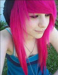 Fryzury Średnie Alternatywne EMO - 394859