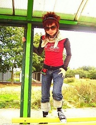 Fryzury Średnie Alternatywne EMO - 3649