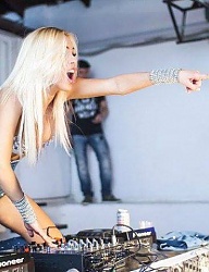 Fryzury Długie Na co dzień Proste Rozpuszczone Blond - 2073927