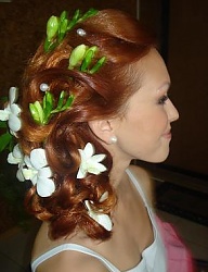Fryzury Średnie Ślubne - 824724
