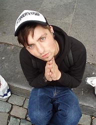 Fryzury Średnie Alternatywne EMO - 10289