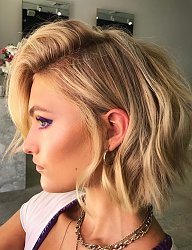 Fryzury Średnie Na co dzień Kręcone Rozpuszczone Blond - 3273917