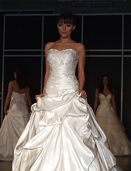 Moda Ślub Suknie ślubne - 431323